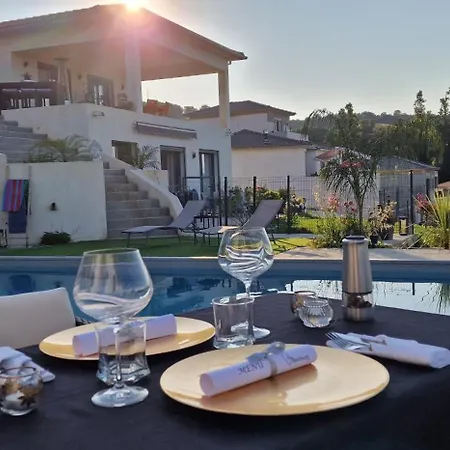 Διαμέρισμα Bistinetti Rez De Confort Avec Piscine *