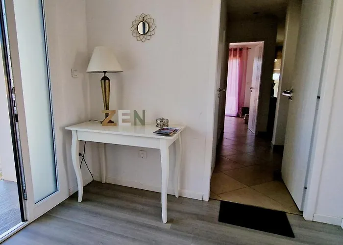 Bistinetti Rez De Confort Avec Piscine Lägenhet *
